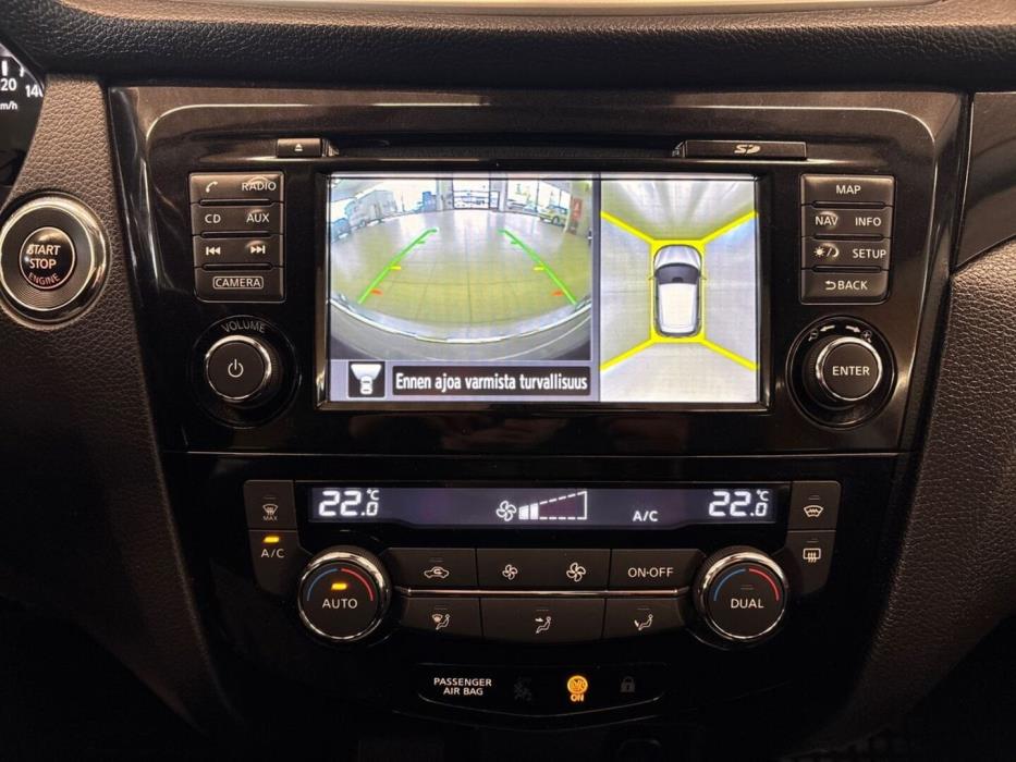 NISSAN Qashqai 2015