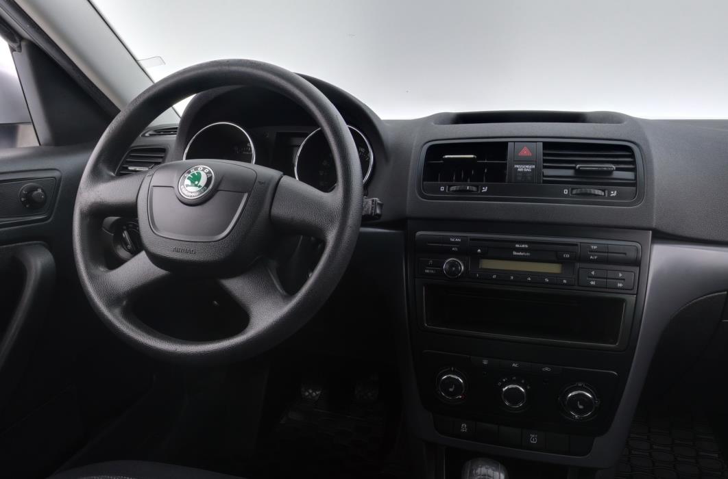 SKODA Yeti 2012