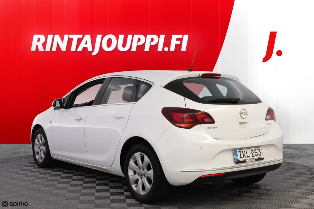 OPEL Astra 2015