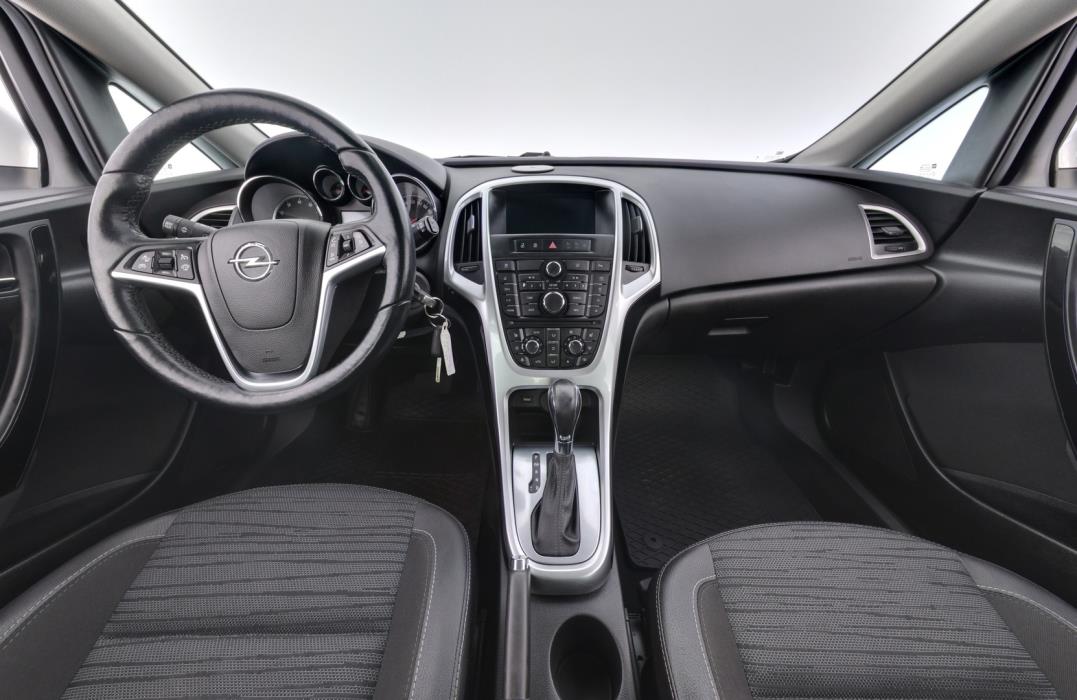 OPEL Astra 2015