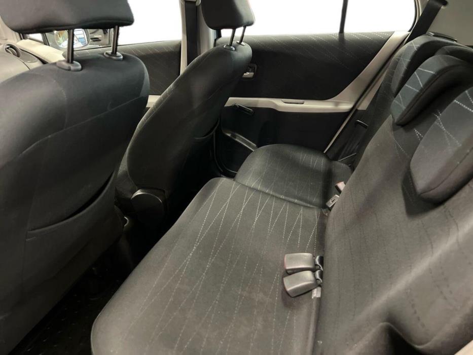 TOYOTA Yaris 2008