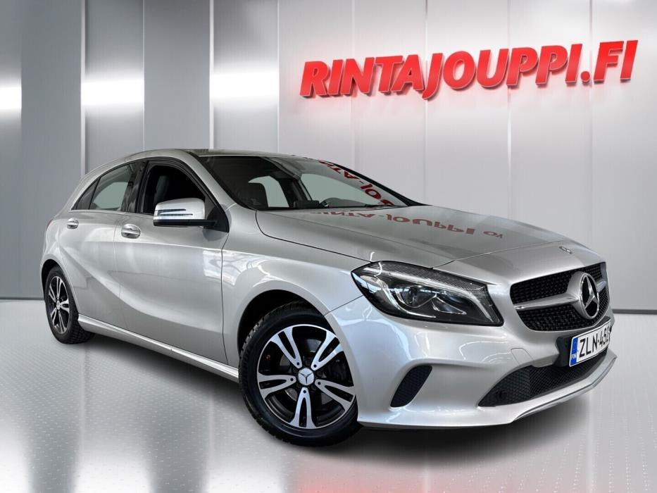 MERCEDES-BENZ A 2017