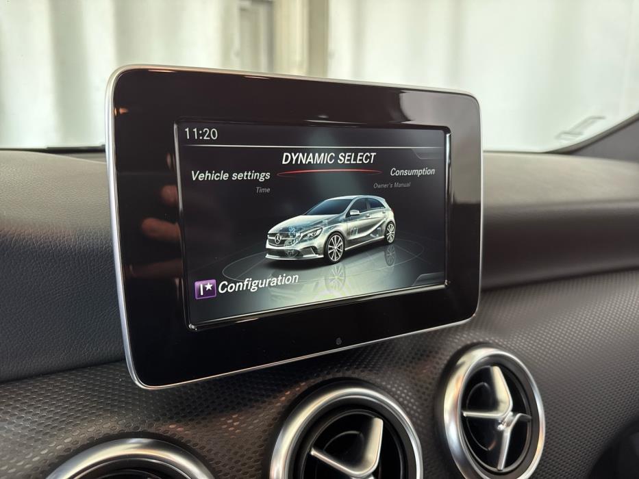 MERCEDES-BENZ A 2017