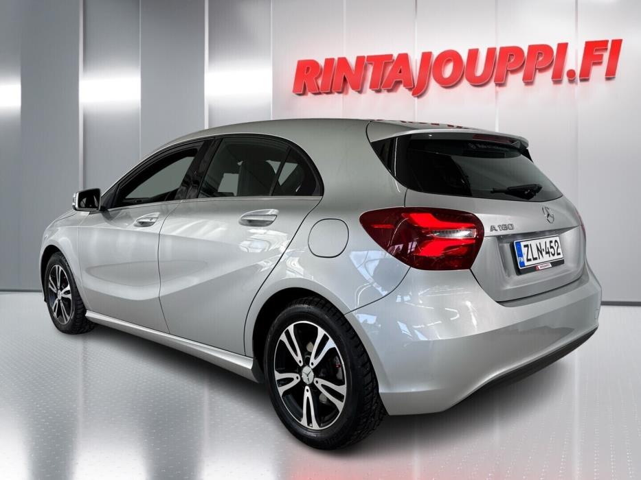 MERCEDES-BENZ A 2017