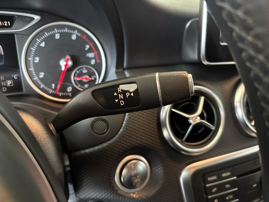 MERCEDES-BENZ A 2017