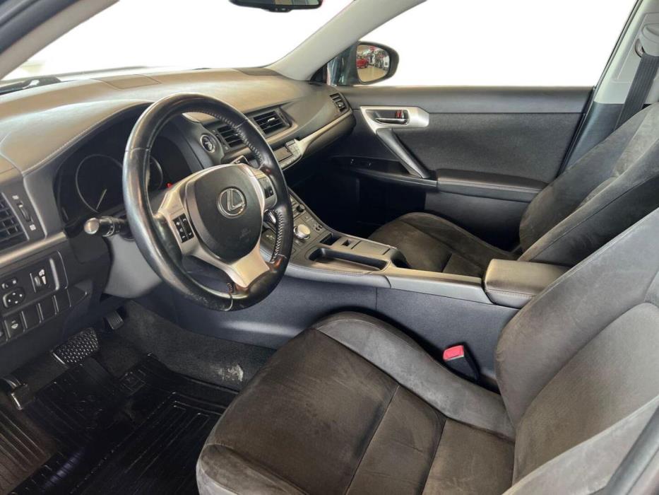 LEXUS CT 2012