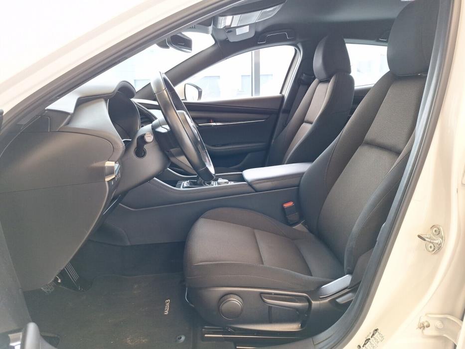MAZDA 3 2020