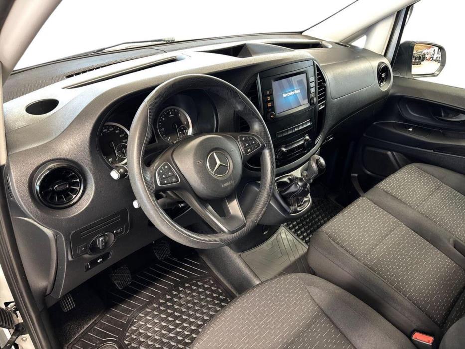 MERCEDES-BENZ Vito 2021