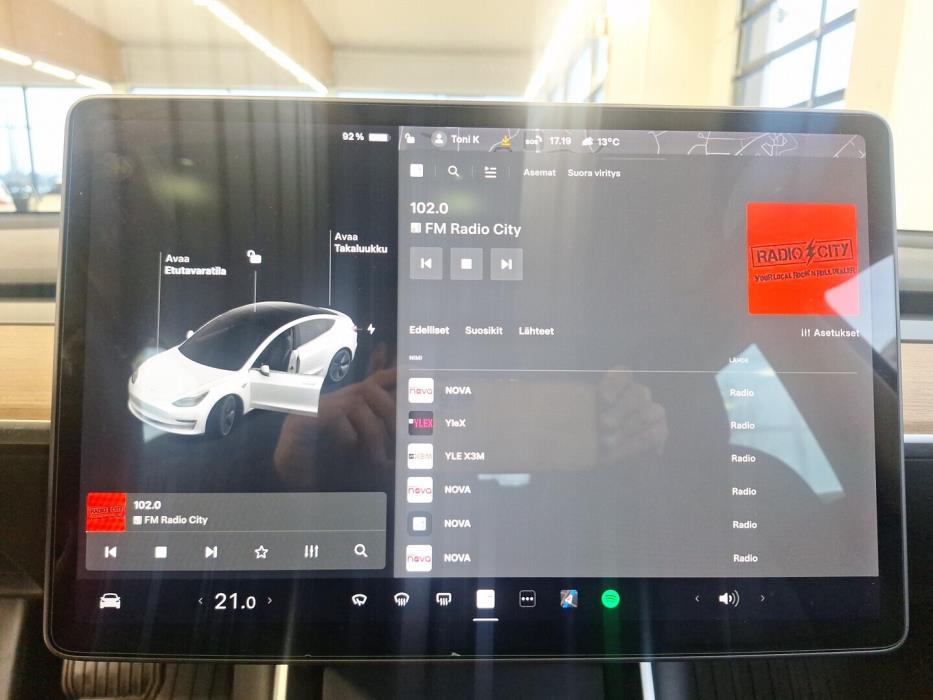 TESLA Model 3 2020