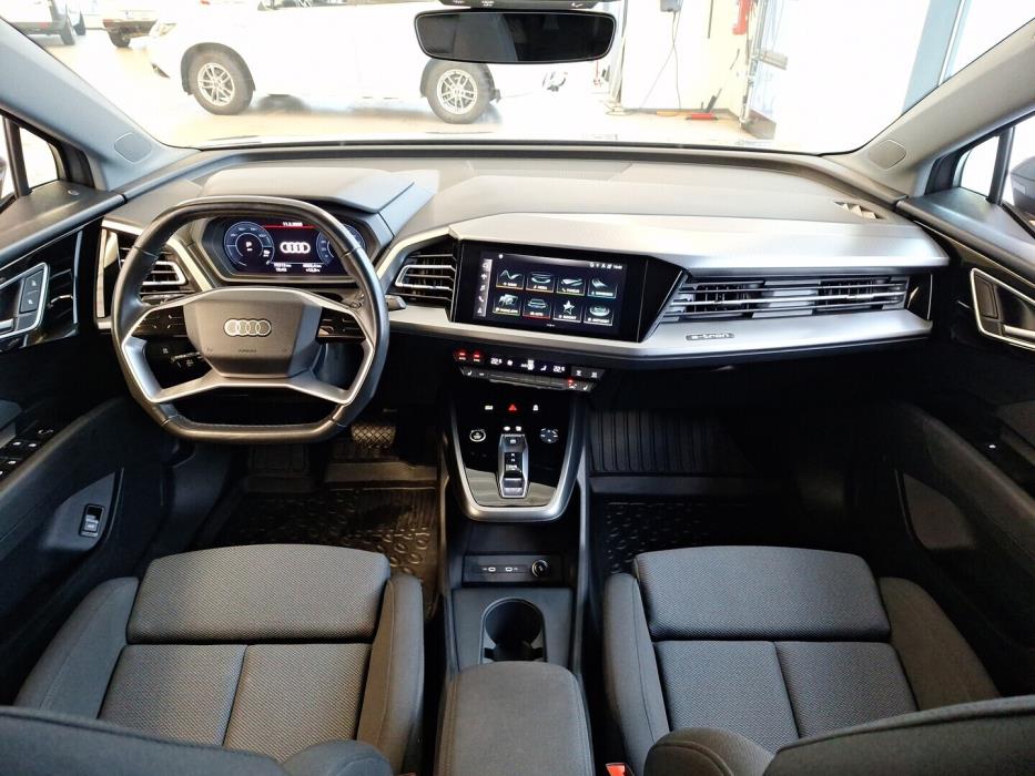 AUDI Q4 e-tron 2022