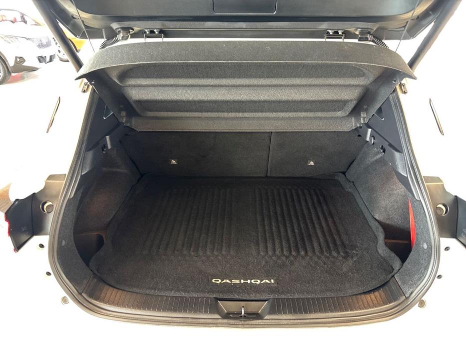 NISSAN Qashqai 2022