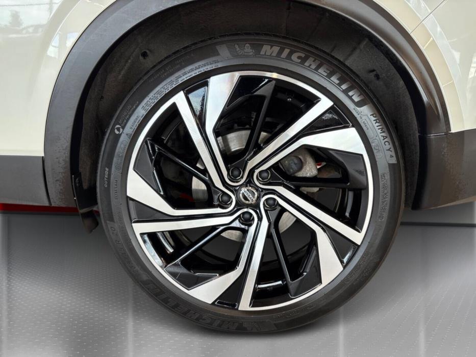 NISSAN Qashqai 2022