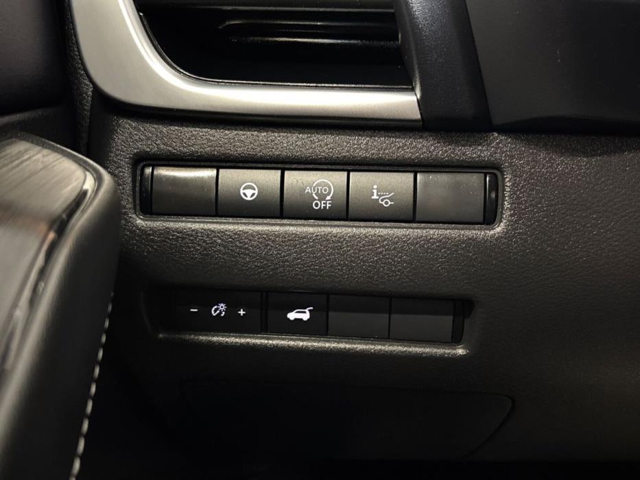 NISSAN Qashqai 2022