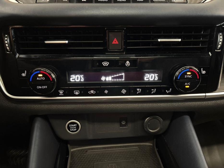 NISSAN Qashqai 2022