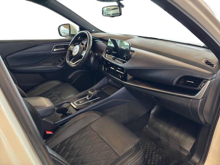 NISSAN Qashqai 2022