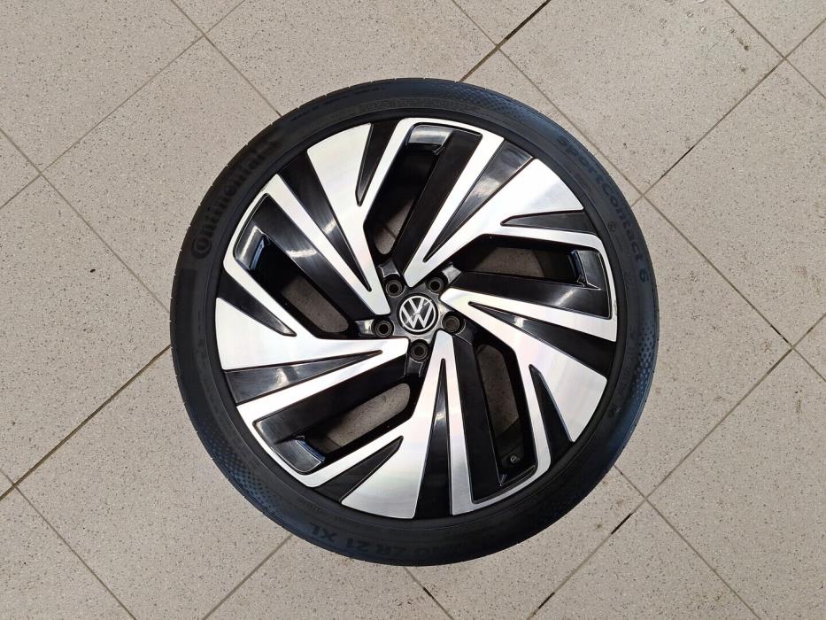 VOLKSWAGEN ID.4 2023