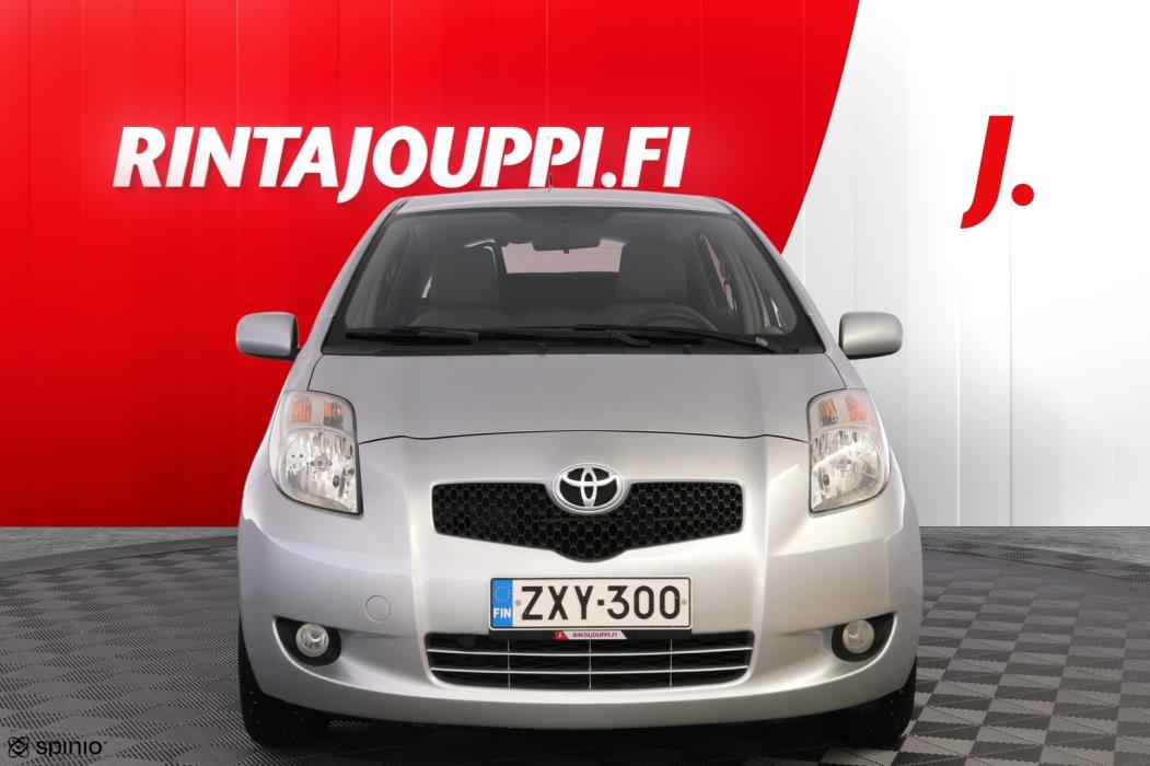 TOYOTA Yaris 2008