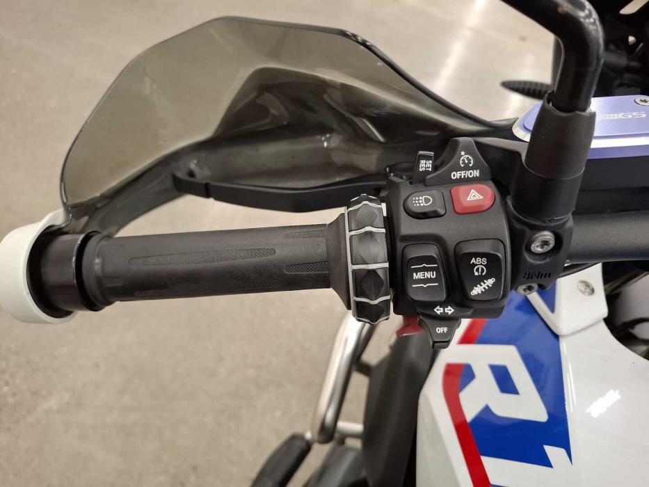 BMW R 2019