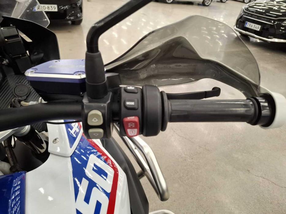 BMW R 2019