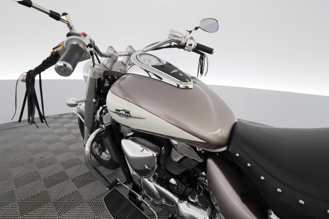 SUZUKI INTRUDER 2011
