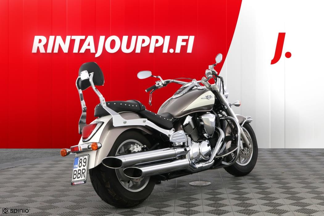 SUZUKI INTRUDER 2011