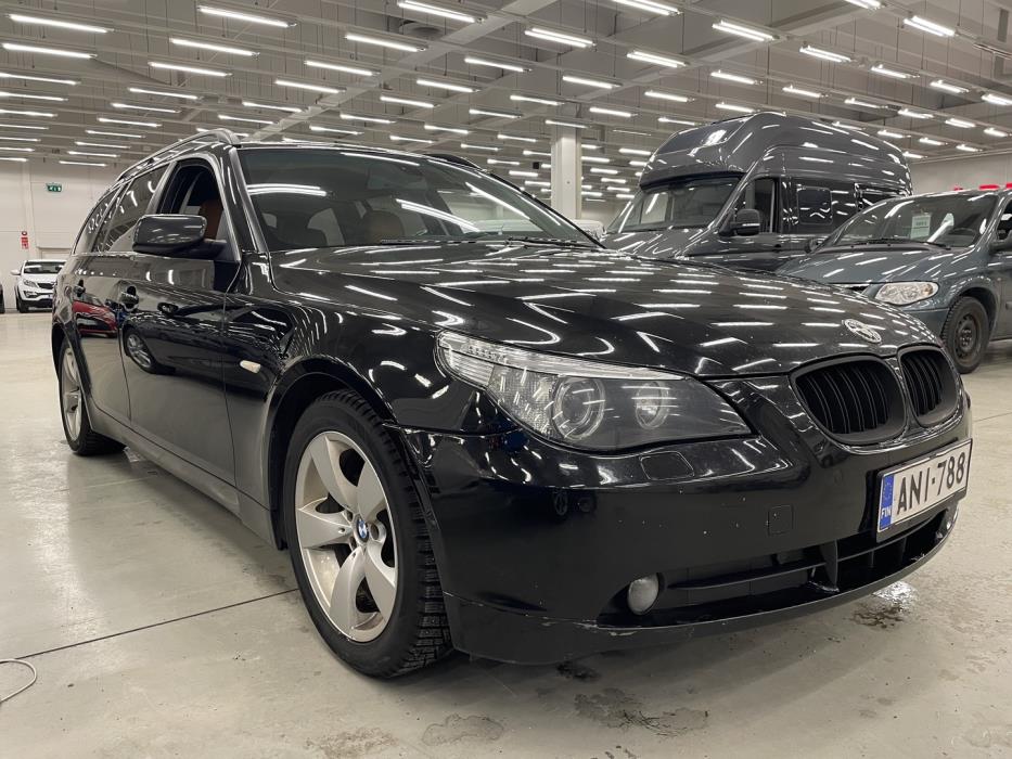 BMW 523 2007
