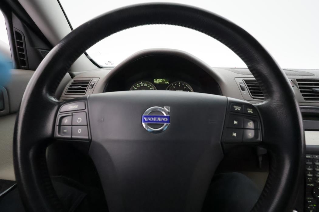 VOLVO V50 2004