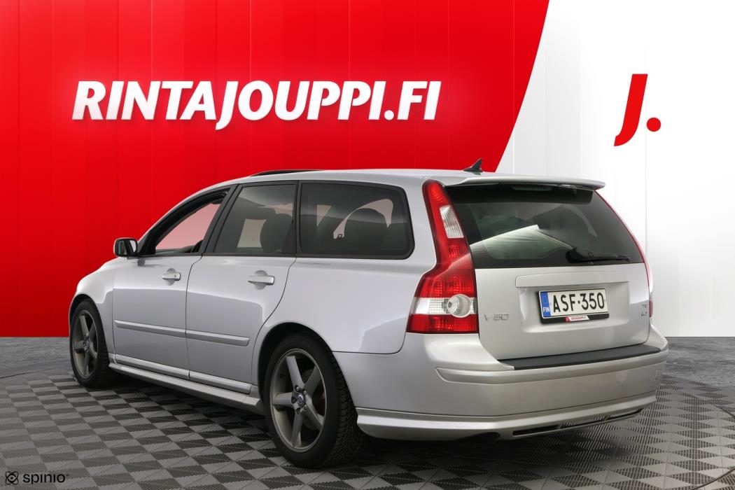 VOLVO V50 2004