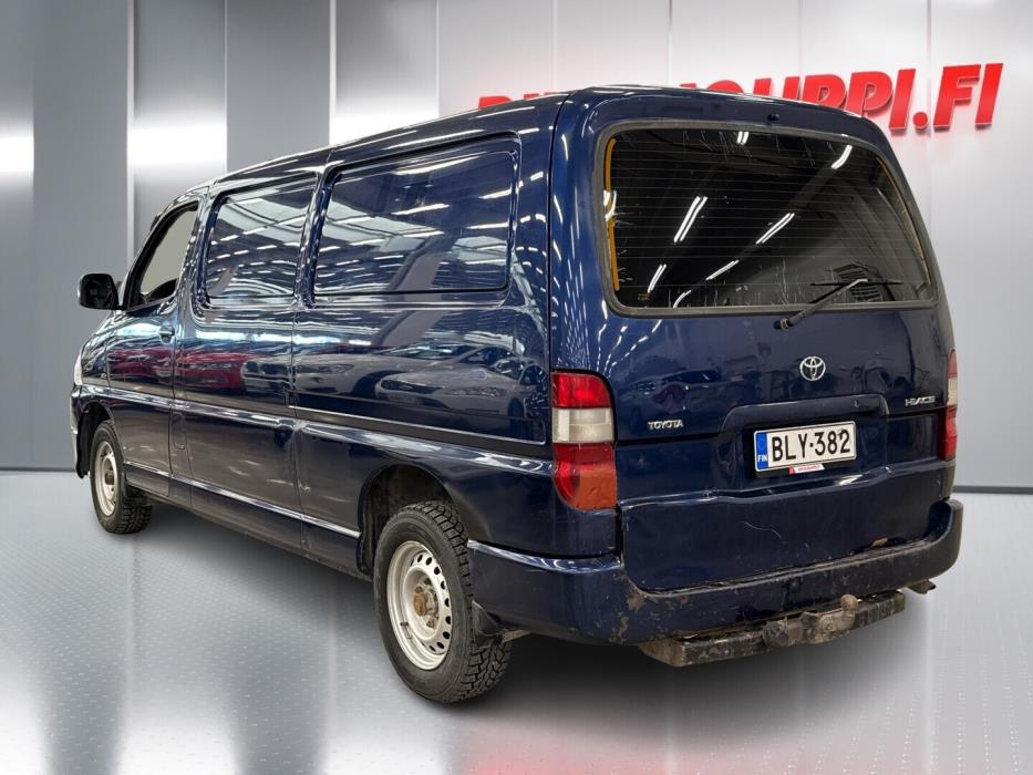 TOYOTA Hiace 2008