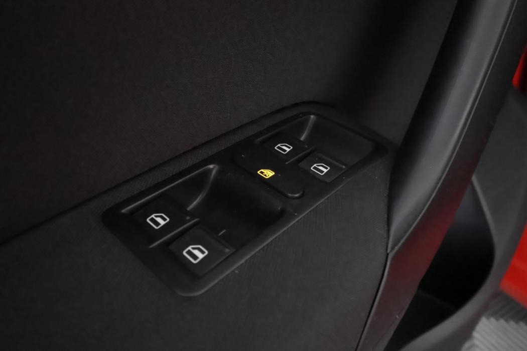 VOLKSWAGEN Polo 2010