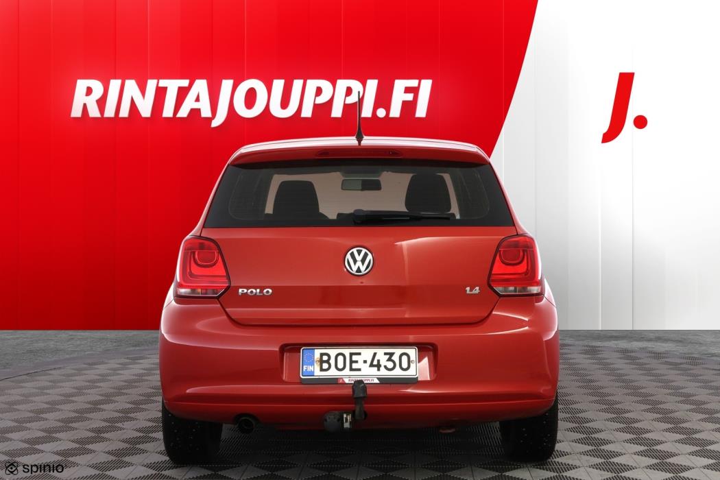 VOLKSWAGEN Polo 2010