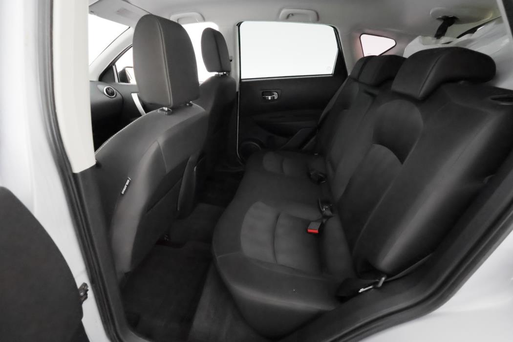 NISSAN Qashqai 2011