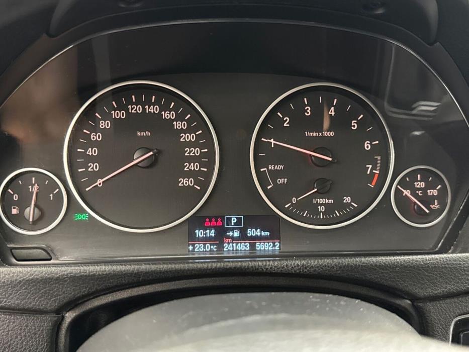 BMW 320 2013
