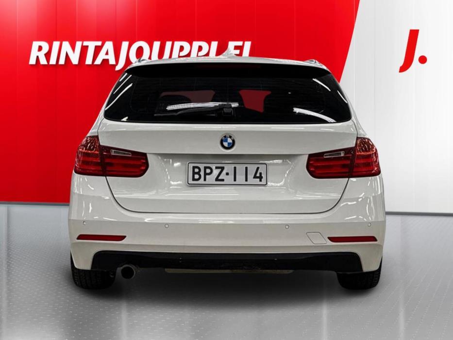 BMW 320 2013