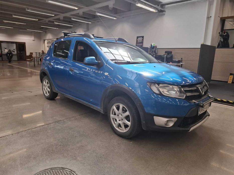 DACIA Sandero 2013