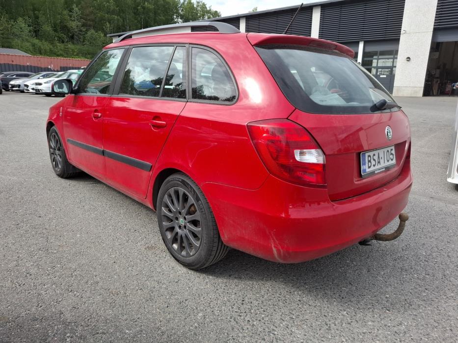 SKODA Fabia 2012