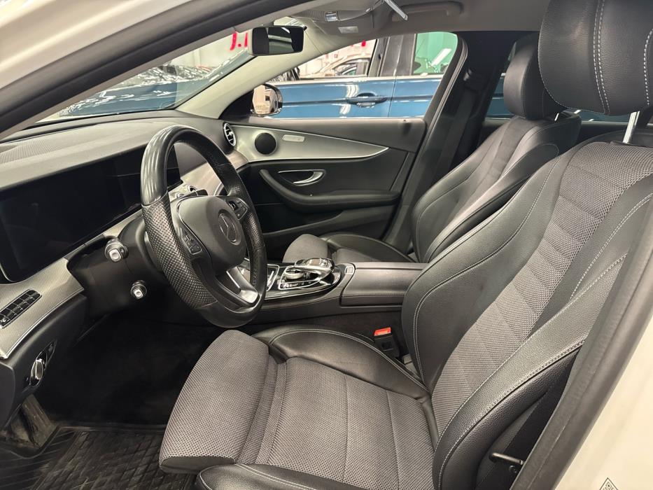 MERCEDES-BENZ E 2016