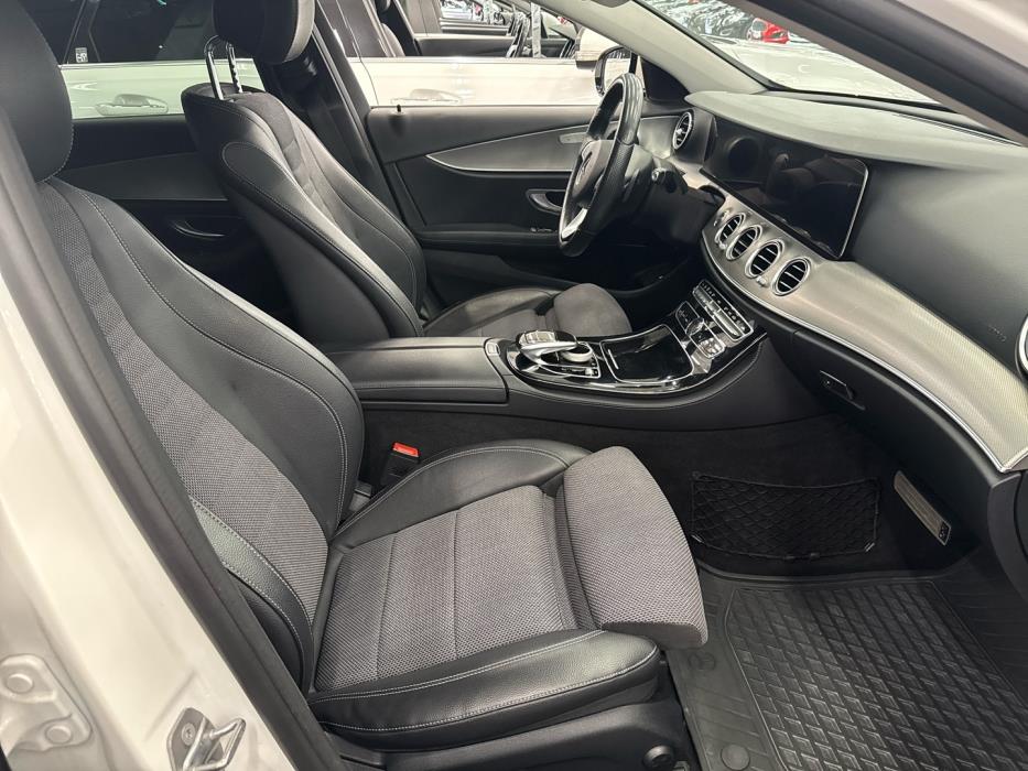 MERCEDES-BENZ E 2016