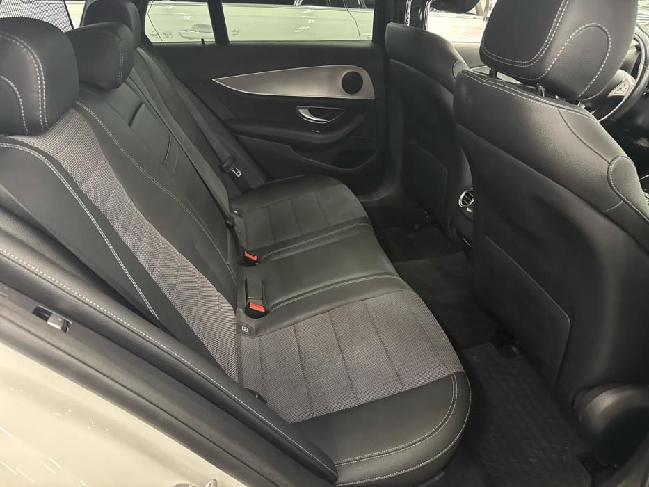 MERCEDES-BENZ E 2016