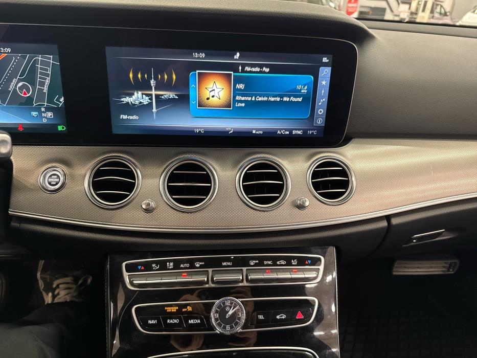 MERCEDES-BENZ E 2016