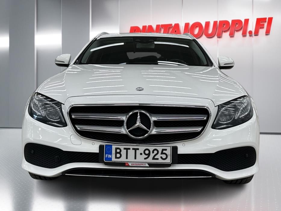 MERCEDES-BENZ E 2016