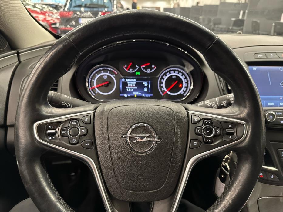 OPEL Insignia 2016
