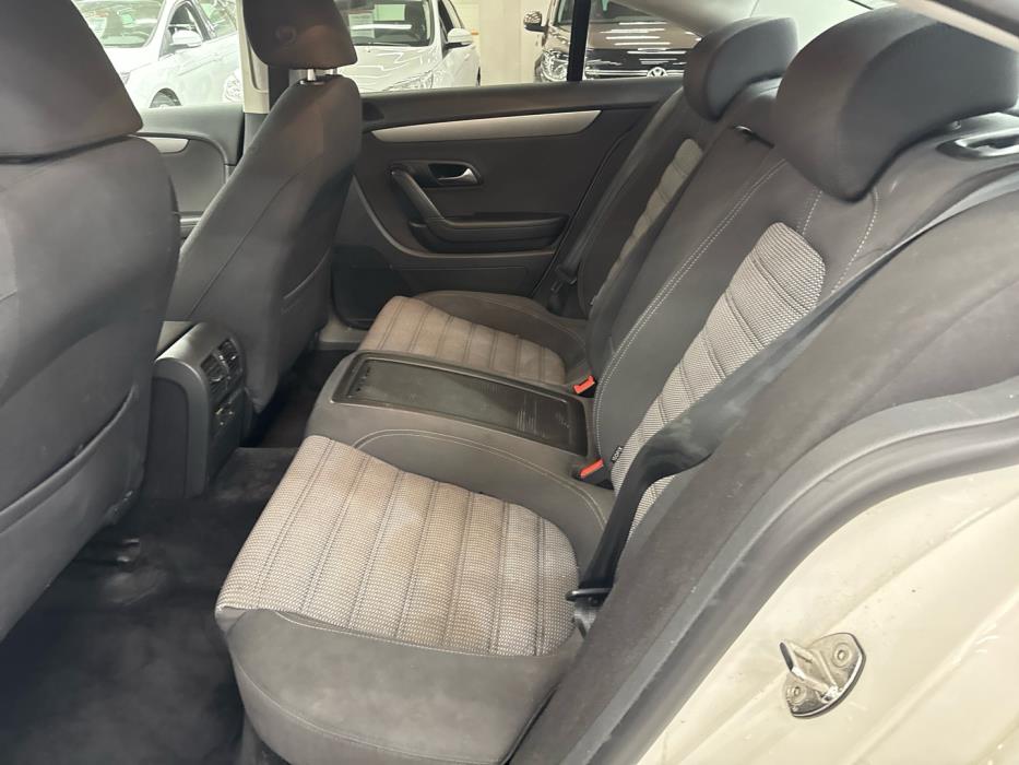 VOLKSWAGEN Passat CC 2009