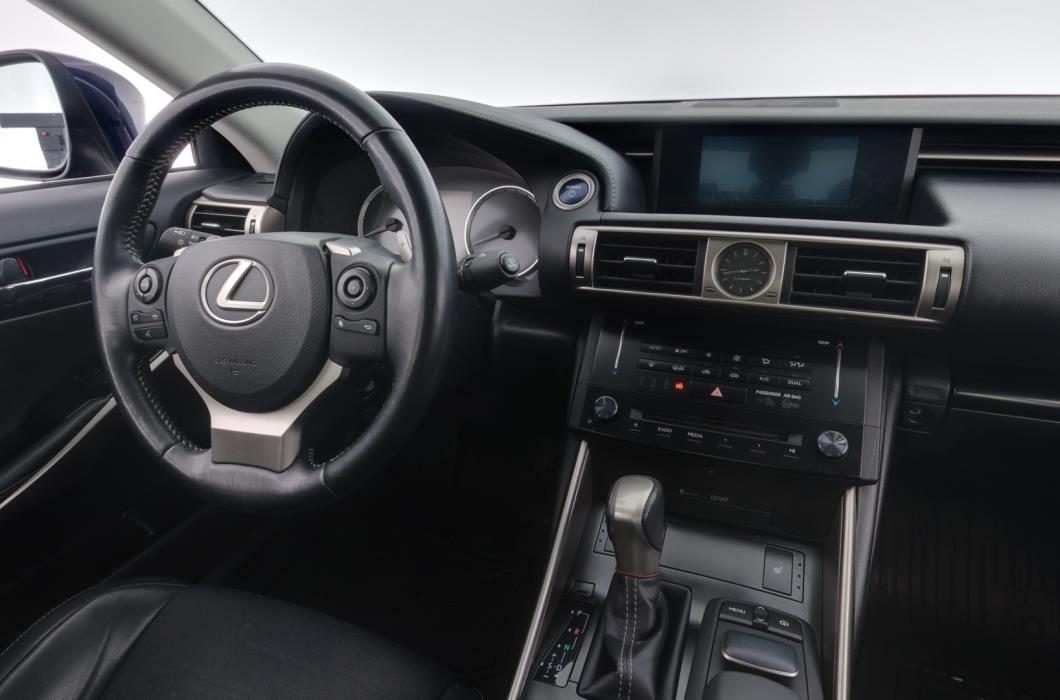 LEXUS IS 2014