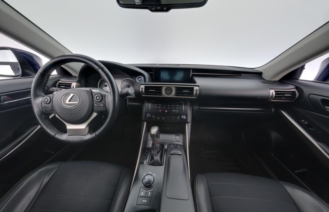 LEXUS IS 2014
