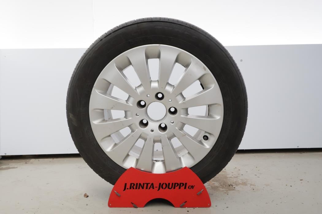 MERCEDES-BENZ E 2010