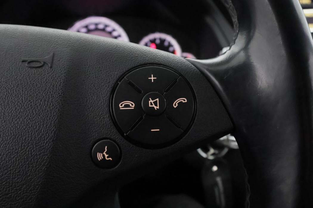 MERCEDES-BENZ E 2010