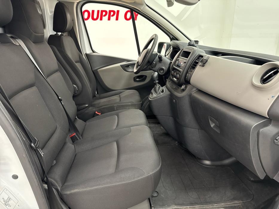 RENAULT Trafic 2016