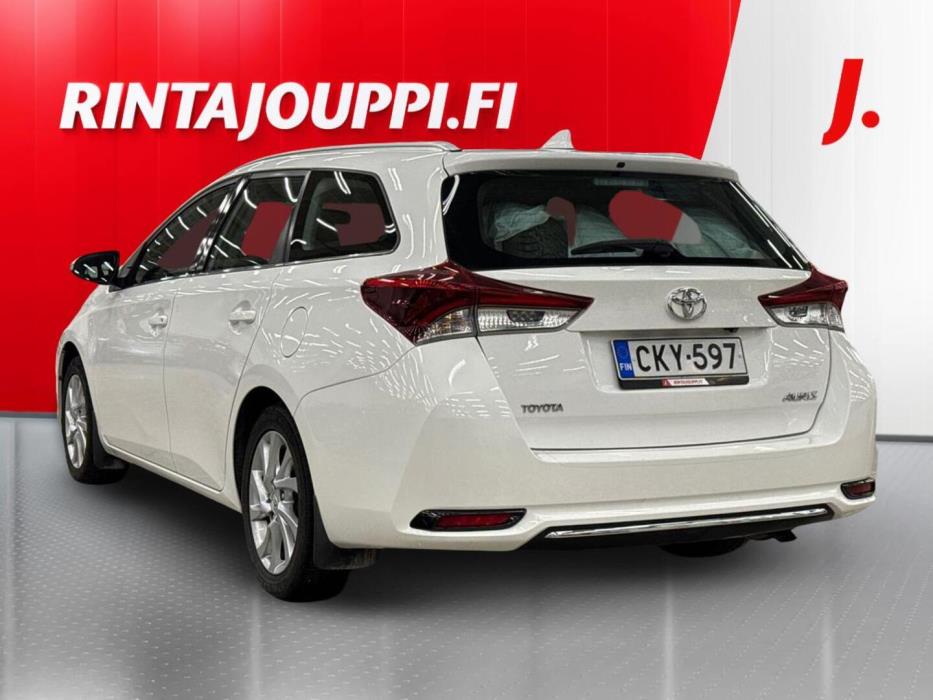 TOYOTA Auris 2017