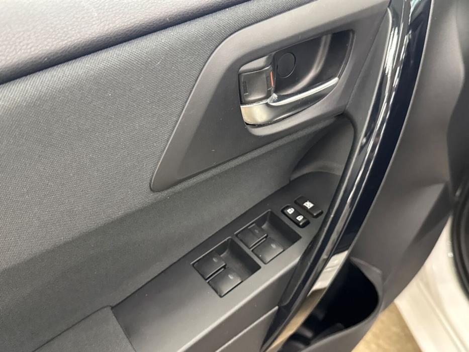 TOYOTA Auris 2017